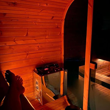 Ferienwohnung Mit Sauna Am Wald - Eifel メッヒャーニッヒ エクステリア 写真