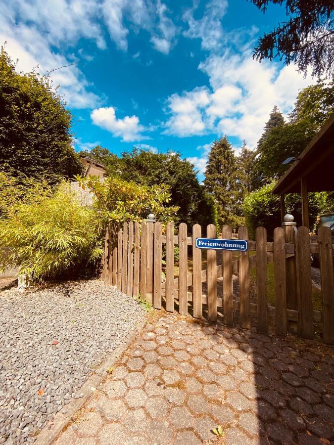 Ferienwohnung Mit Sauna Am Wald - Eifel メッヒャーニッヒ エクステリア 写真